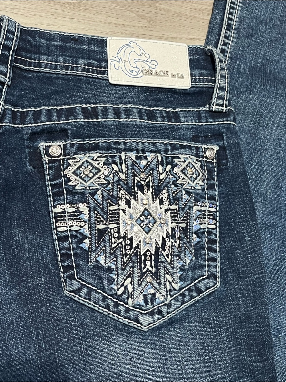 Grace in LA Dark Blue Sz 30 Bootcut Jeans with Embroidered Pocket Detail 32x32 - Picture 14 of 16